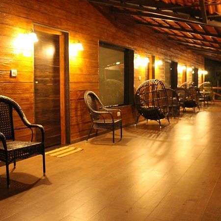 Shangri La Jungle Village Molem Bagian luar foto
