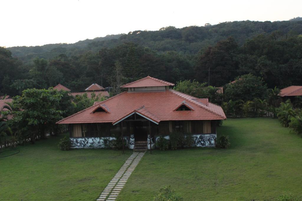 Shangri La Jungle Village Molem Bagian luar foto
