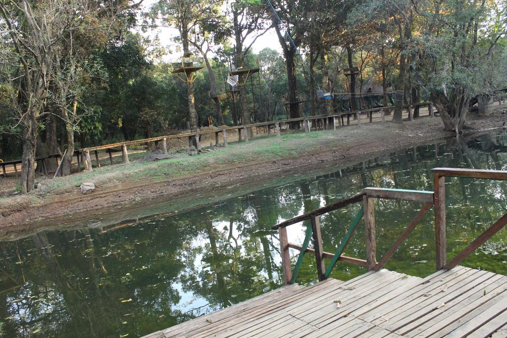 Shangri La Jungle Village Molem Bagian luar foto